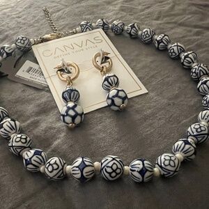 New holiday gifts and cosmetics